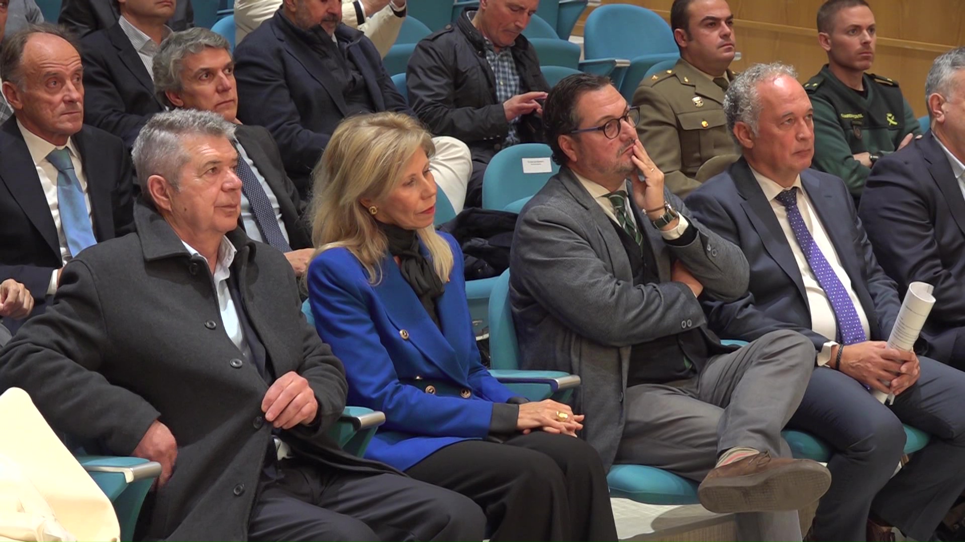 vlcsnap-2025-12-11-20h11m07s146